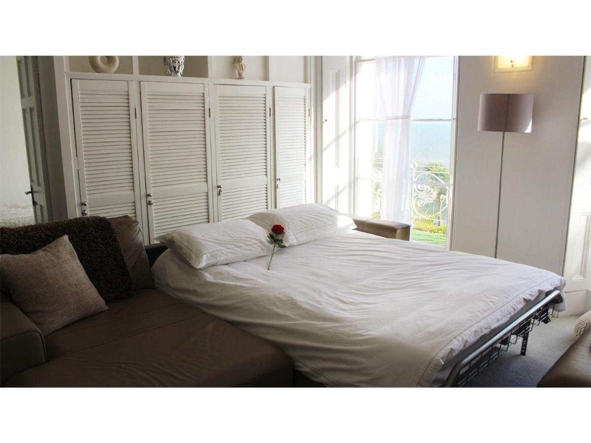 Seaview Regency Apartment Торки Екстериор снимка