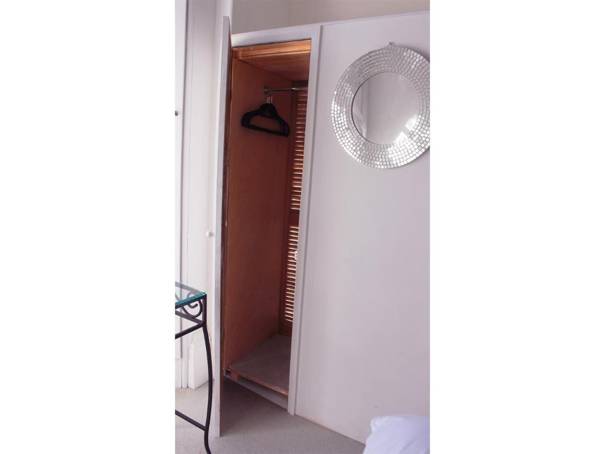 Seaview Regency Apartment Торки Екстериор снимка