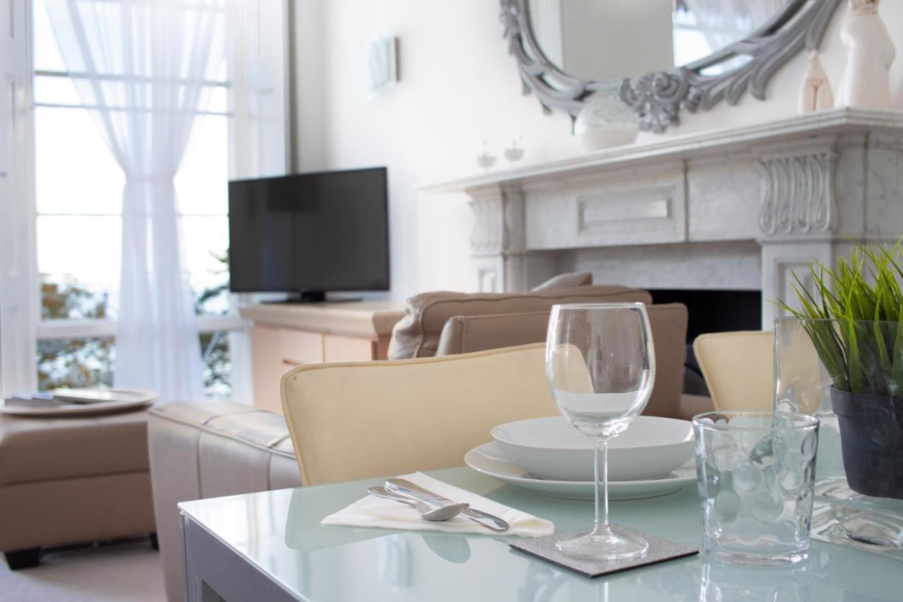 Seaview Regency Apartment Торки Екстериор снимка